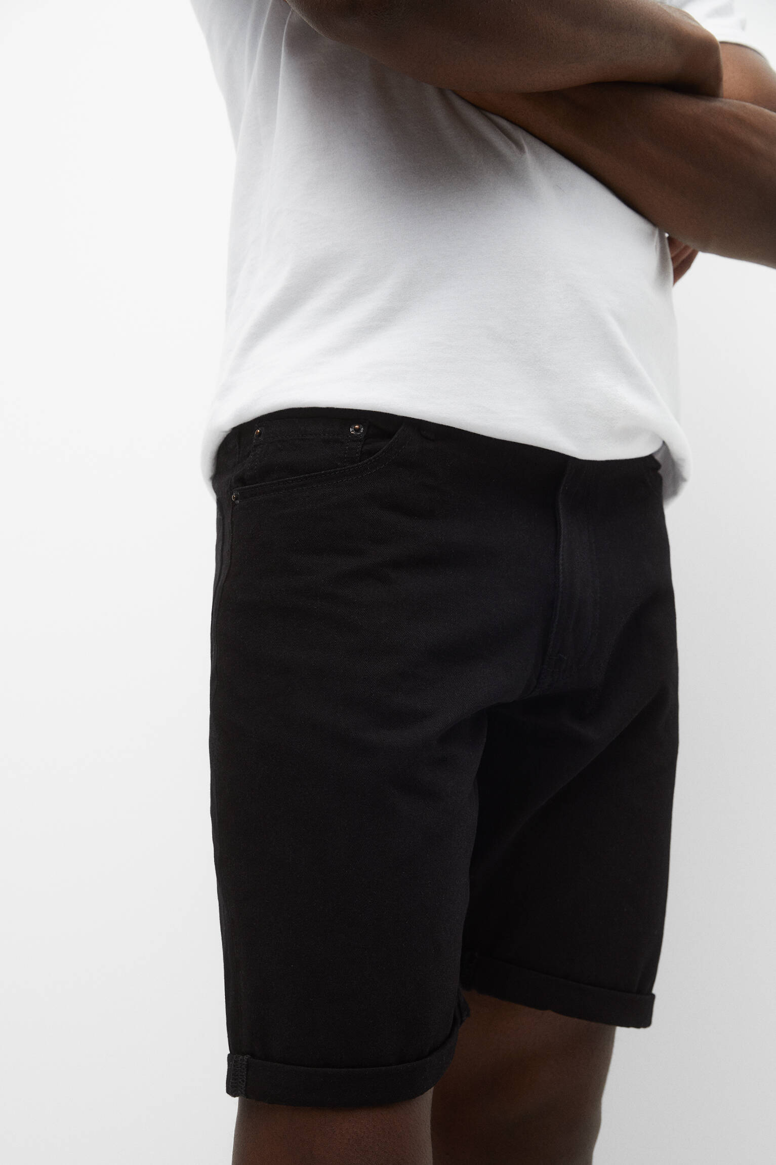Bermuda jeans preta