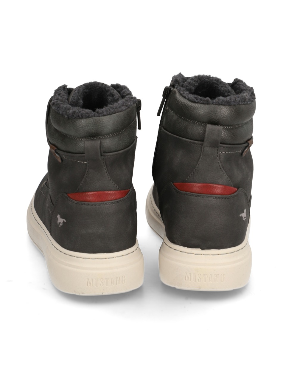 Sneaker Mid Cut