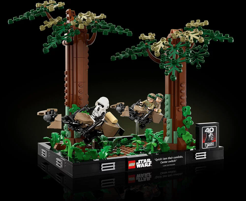 LEGO®STAR WARS™ 75353 - DIORAMA DE LA COURSE POURSUITE EN SPEEDER SUR ENDOR™