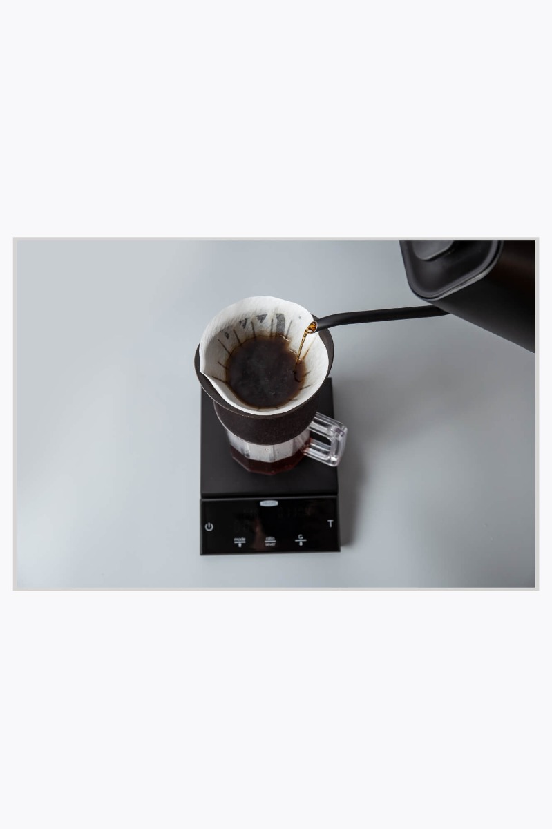 Felicita Incline Digitalwaage mit Bluetooth, schwarz
