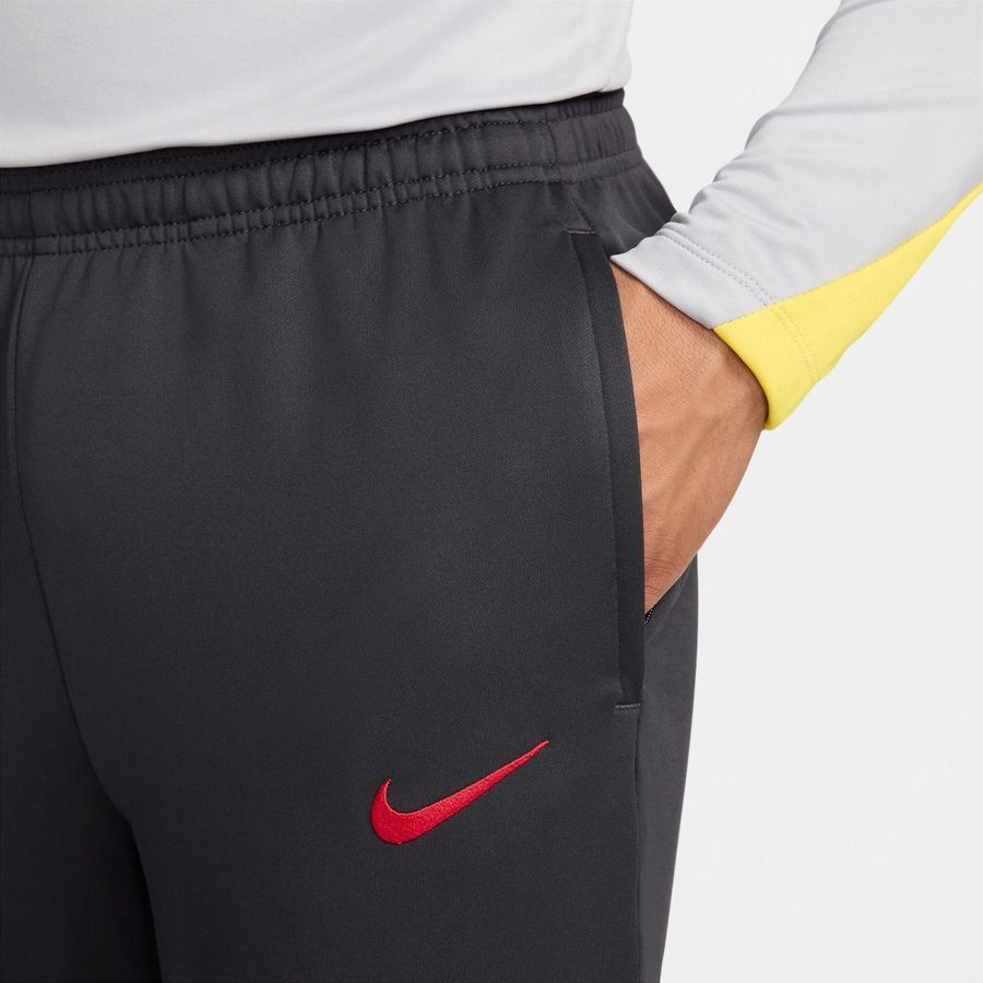 Liverpool Bas de Survêtement Dri-FIT Strike 3ème - Gris/Jaune/Rouge