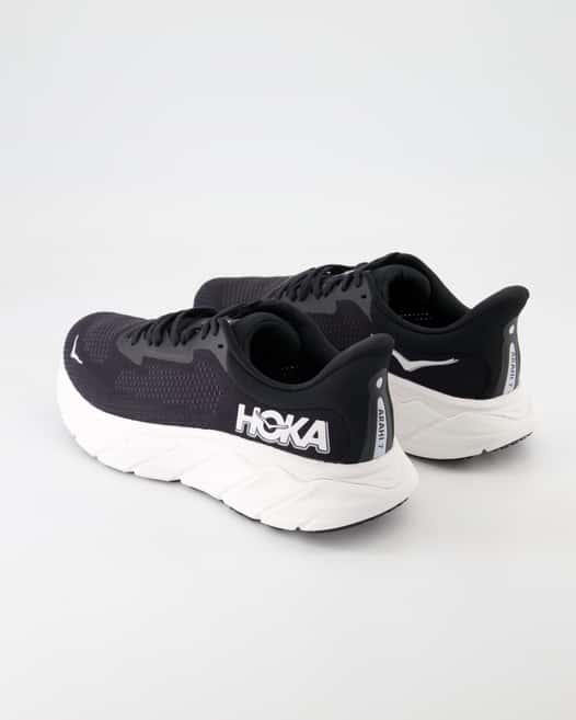 Hoka Arahi 7 Sportschuhe in Schwarz