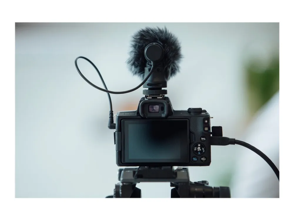 Canon EOS M50 Mark II - Digitalkamera - spejlløst - 24.1 MP - APS-C - 4K / 24 fps - 3x optisk zoom EF-M 15-45 mm IS STM og 55-200 mm IS STM objektiver - Wi-Fi, Bluetooth - sort