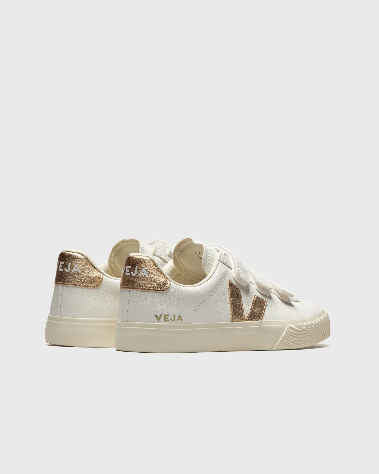Veja WMNS RECIFE LOGO CHROMEFREE LEATHER