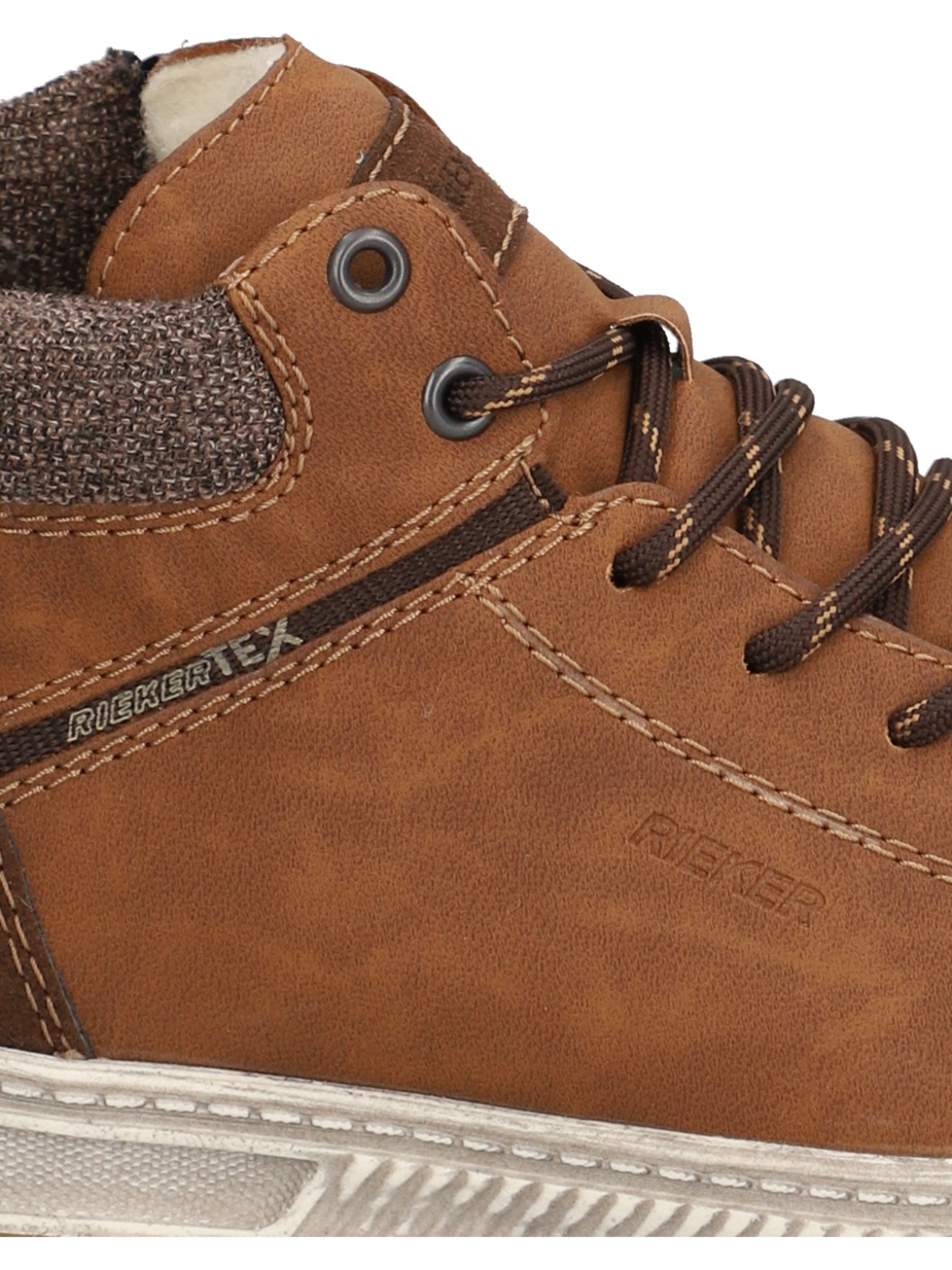 Sneaker Mid Cut