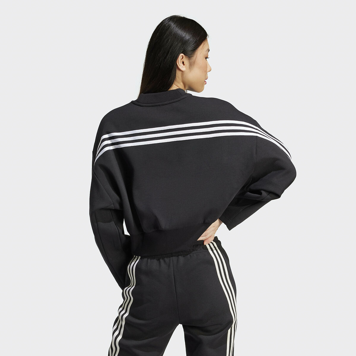 ADIDAS ROUPAS ESPORTIVAS<br>Suéter 3 listras Future Icons