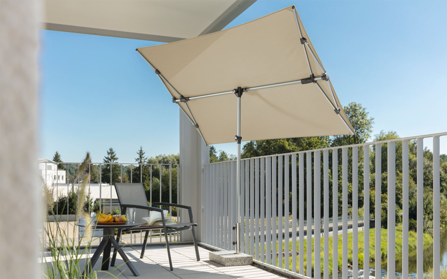 Schneider Schirme Novara Sonnenschirm dreh-/schwenkbar 190 x 140 cm natur