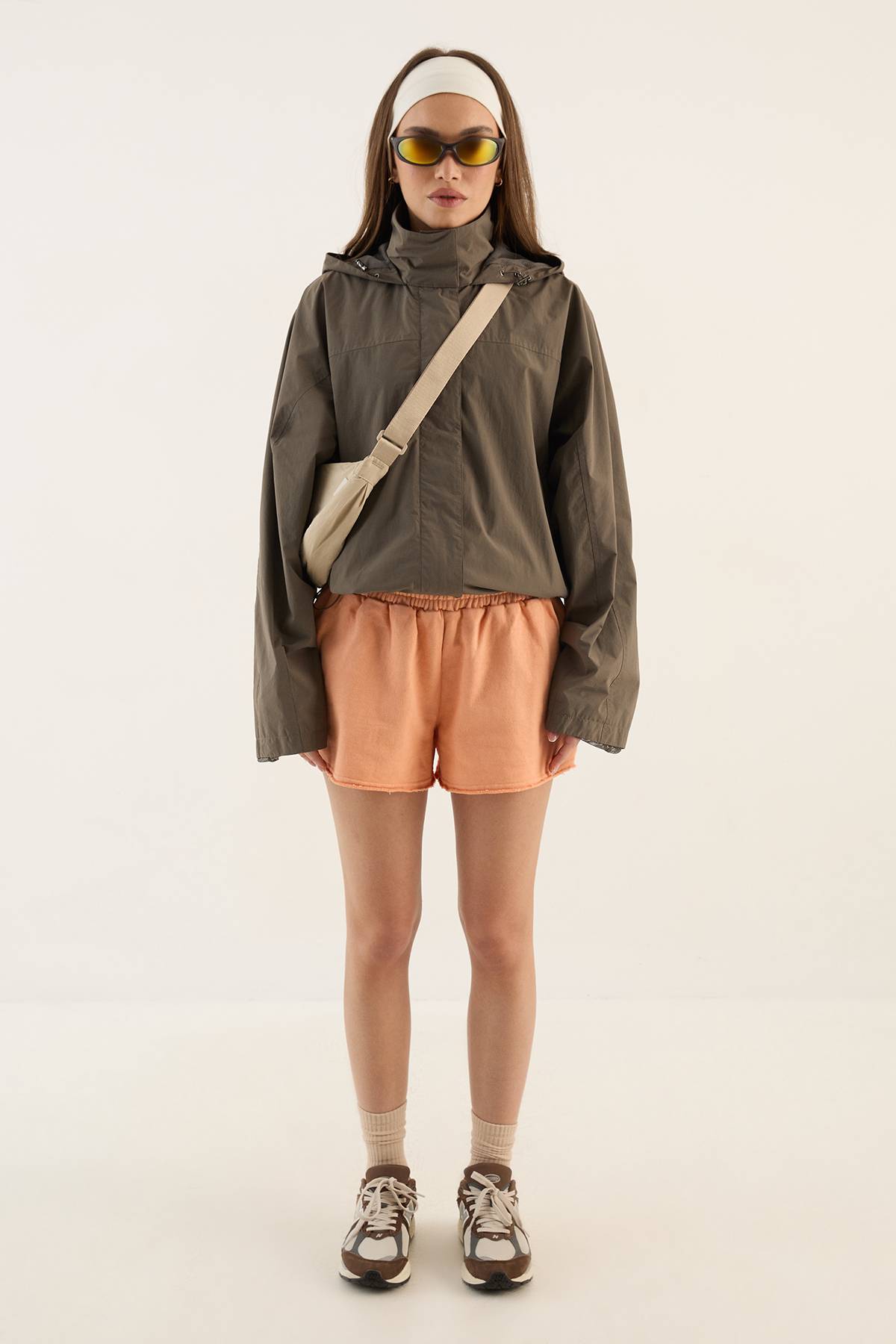 Coupe-vent Imperméable À Casynthétiqueche Avec Col Montant Dsgn Studio
