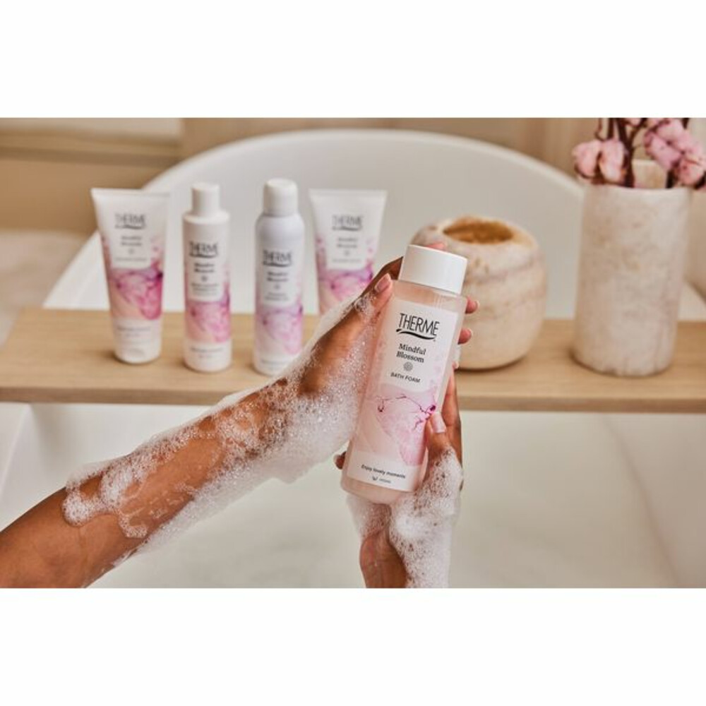 Therme Bath Foam Mindful Blossom500 ml
