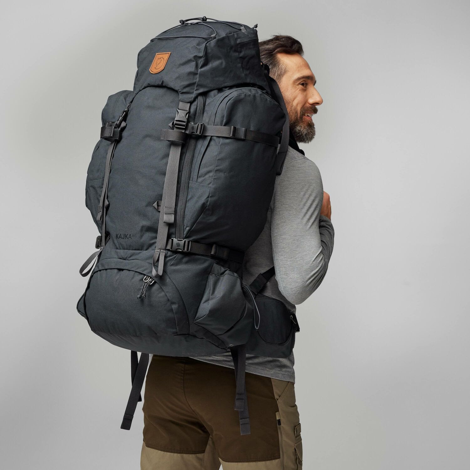 Fjallraven Kajka 65 S/M coal black
