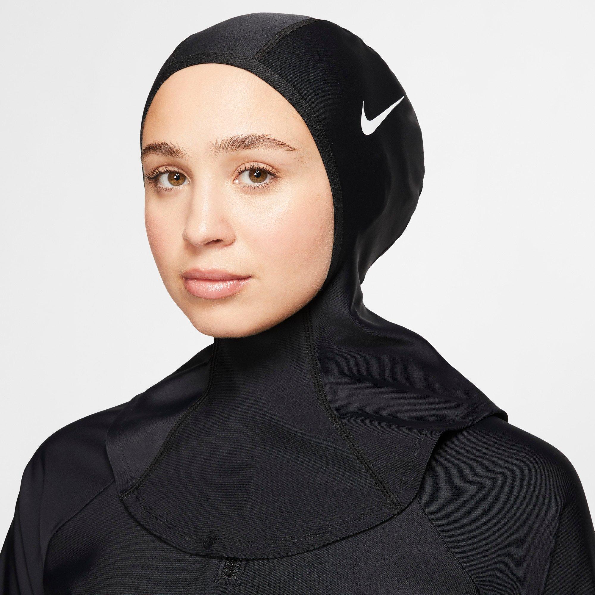 Nike Victory Essential Swim Hijab