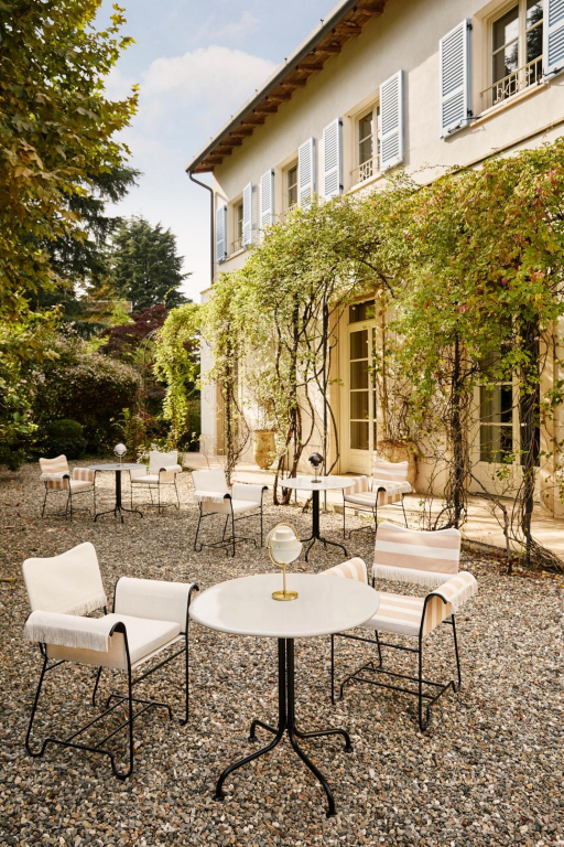 Gubi Carmel Bistro tafel Ø75 Clam White