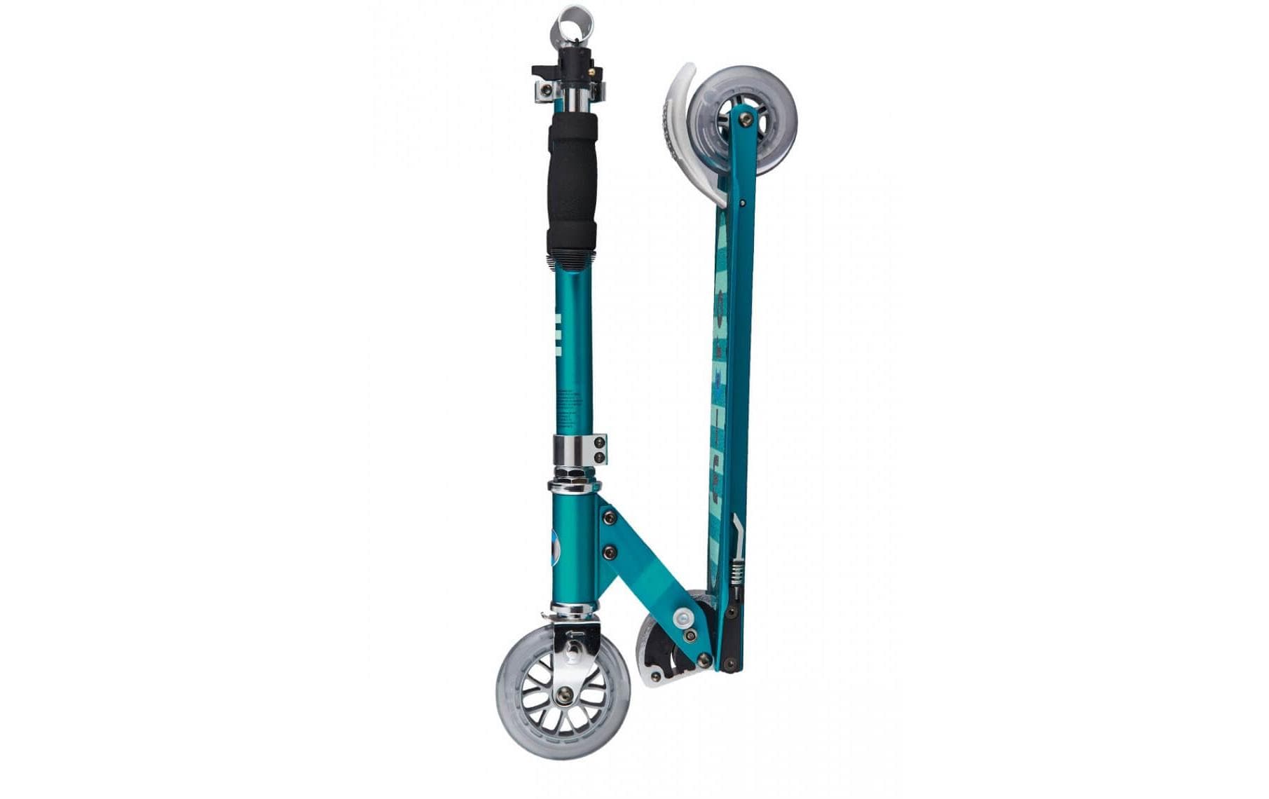 Kickboard Sprite LED Petrol Stripe<br>Der Klassiker unter den Scootern und absolutes Leichtgewicht – ideal für Kinder und Teenager
