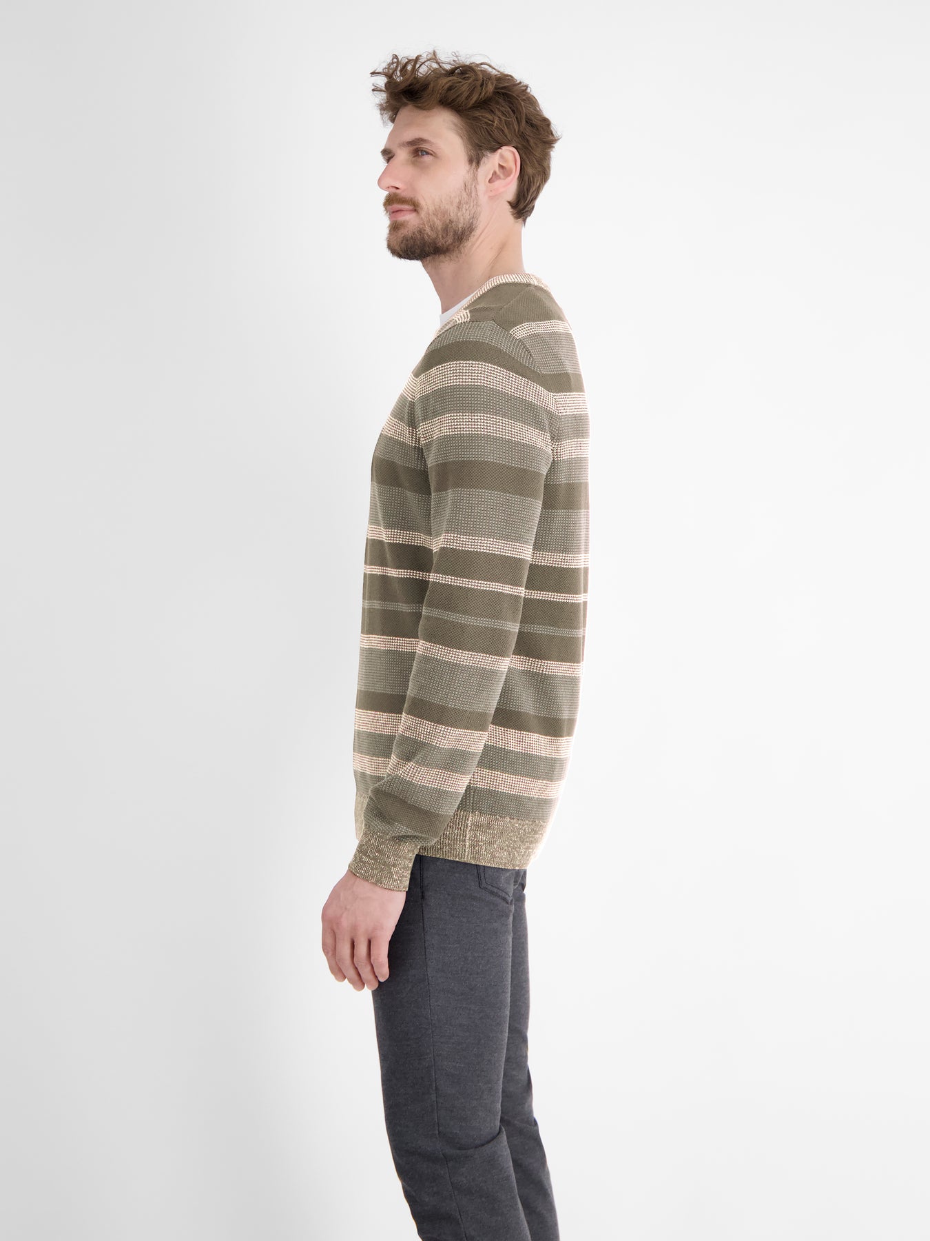 Gestreifter Strickpullover