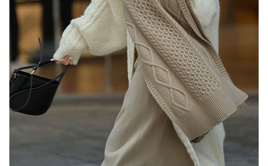 Sistyr - Kabelgebreide lange cardigan