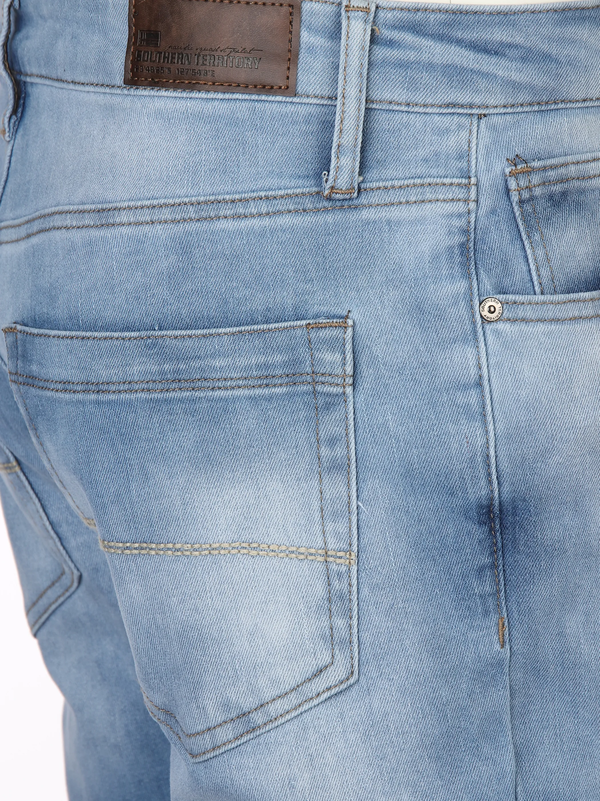 Herren Jeanshose in heller Waschung
