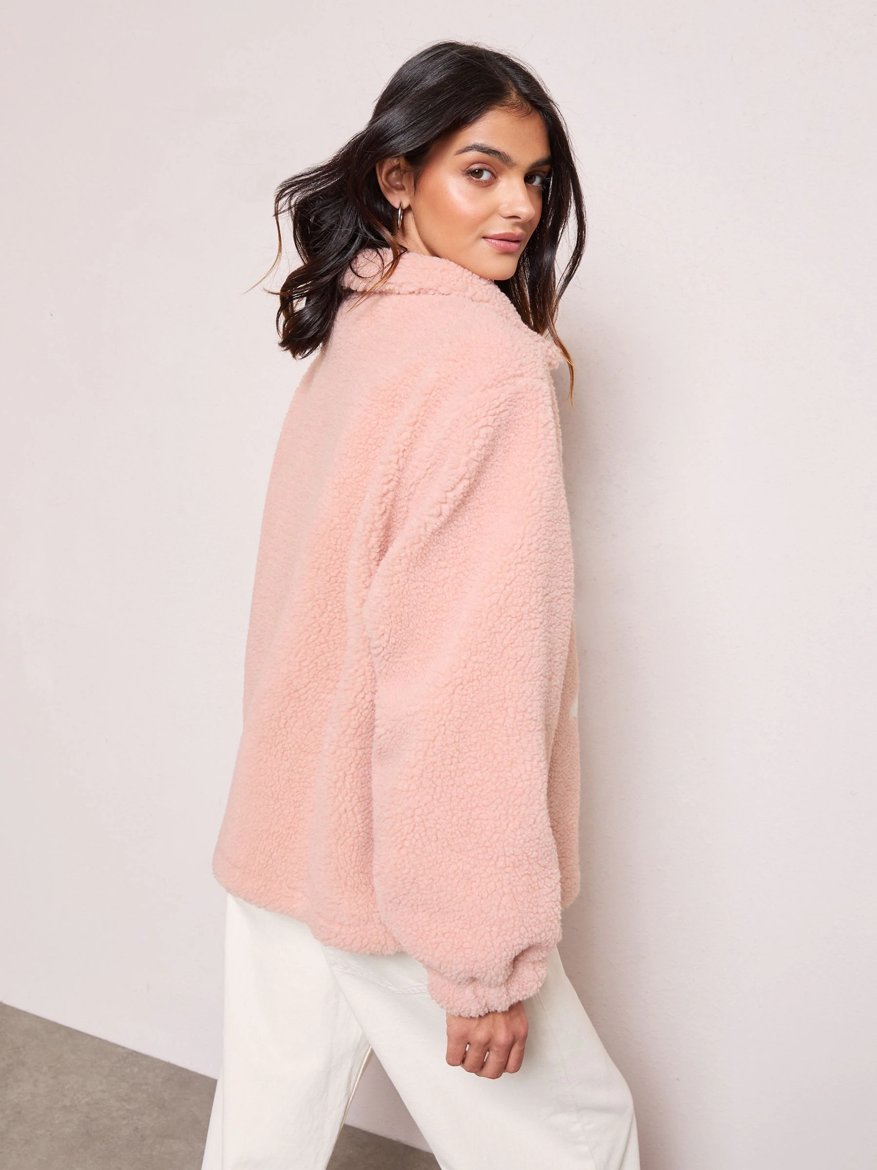Roze met sneeuwvlokprint - Friends Like These Half Zip Borg Sweatshirt