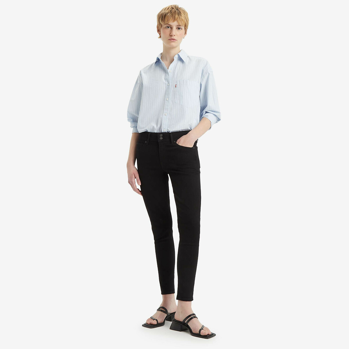 Calça jeans Levi's 711™ com dois botões