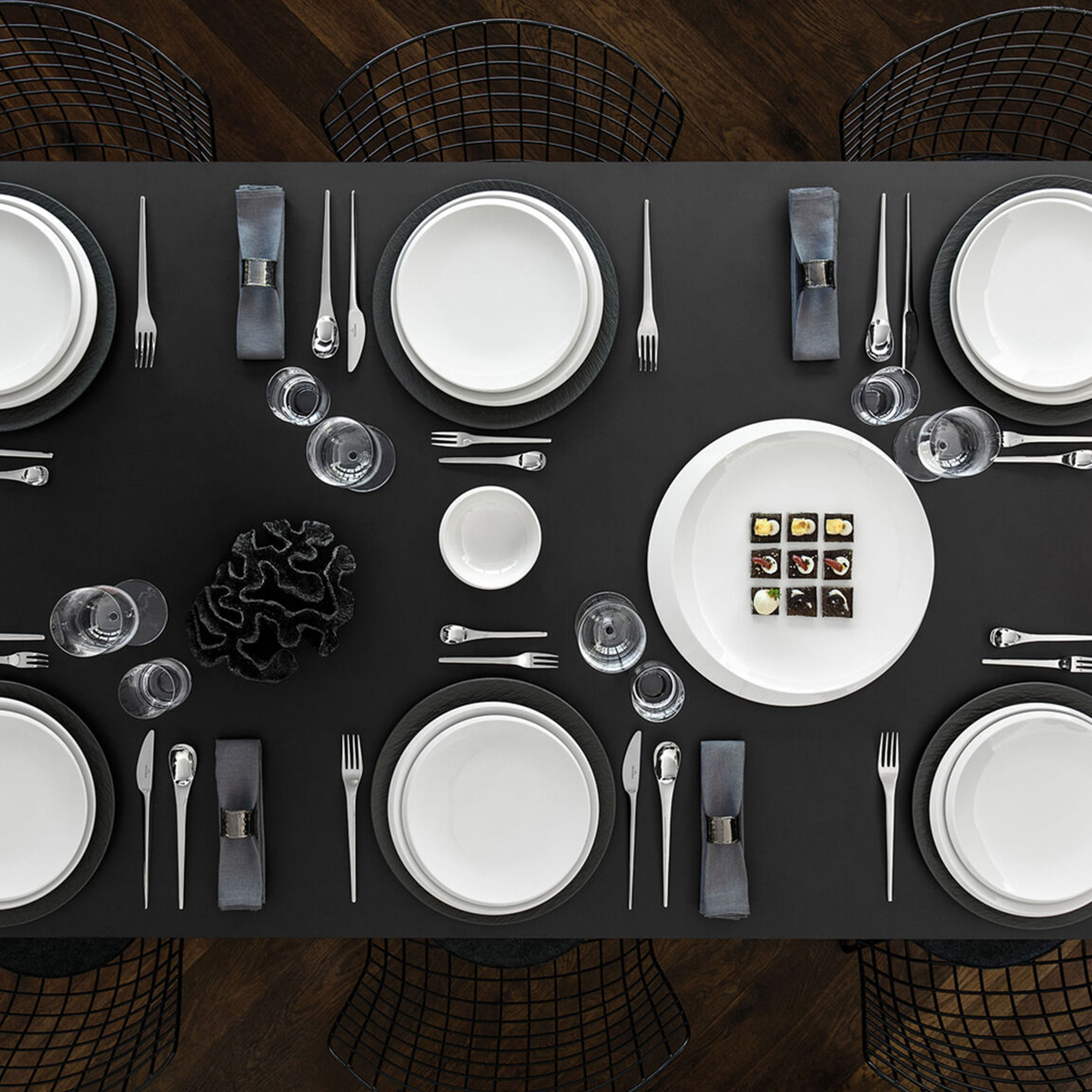NewMoon 5-piece flatware set stainless steel
