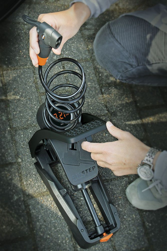 SKS Germany Airstep Digi Fußpumpe kaufen | Bike-Discount