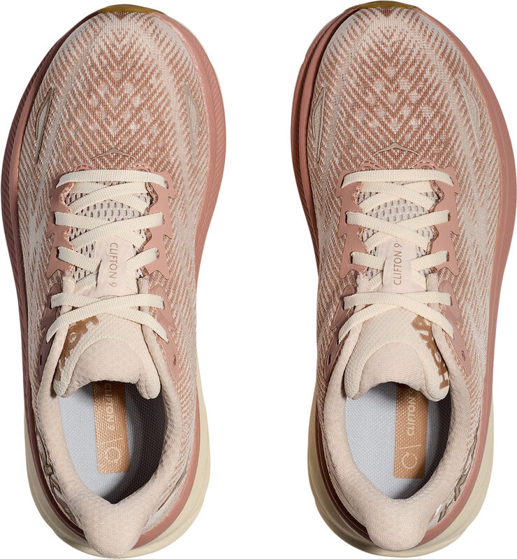 HOKA Clifton 9 Sandstone / cream