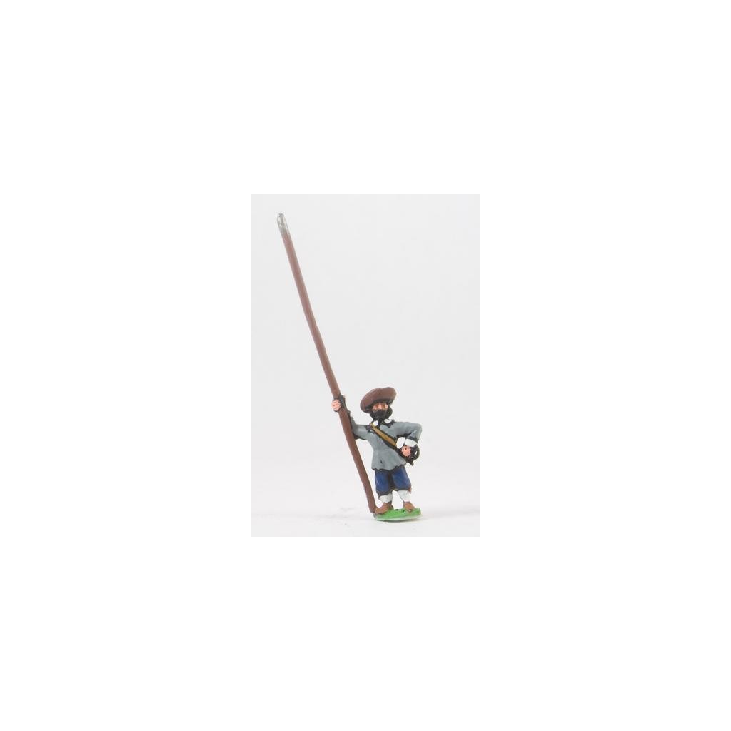 ECW: Medium Pikemen in Hats, pike upright