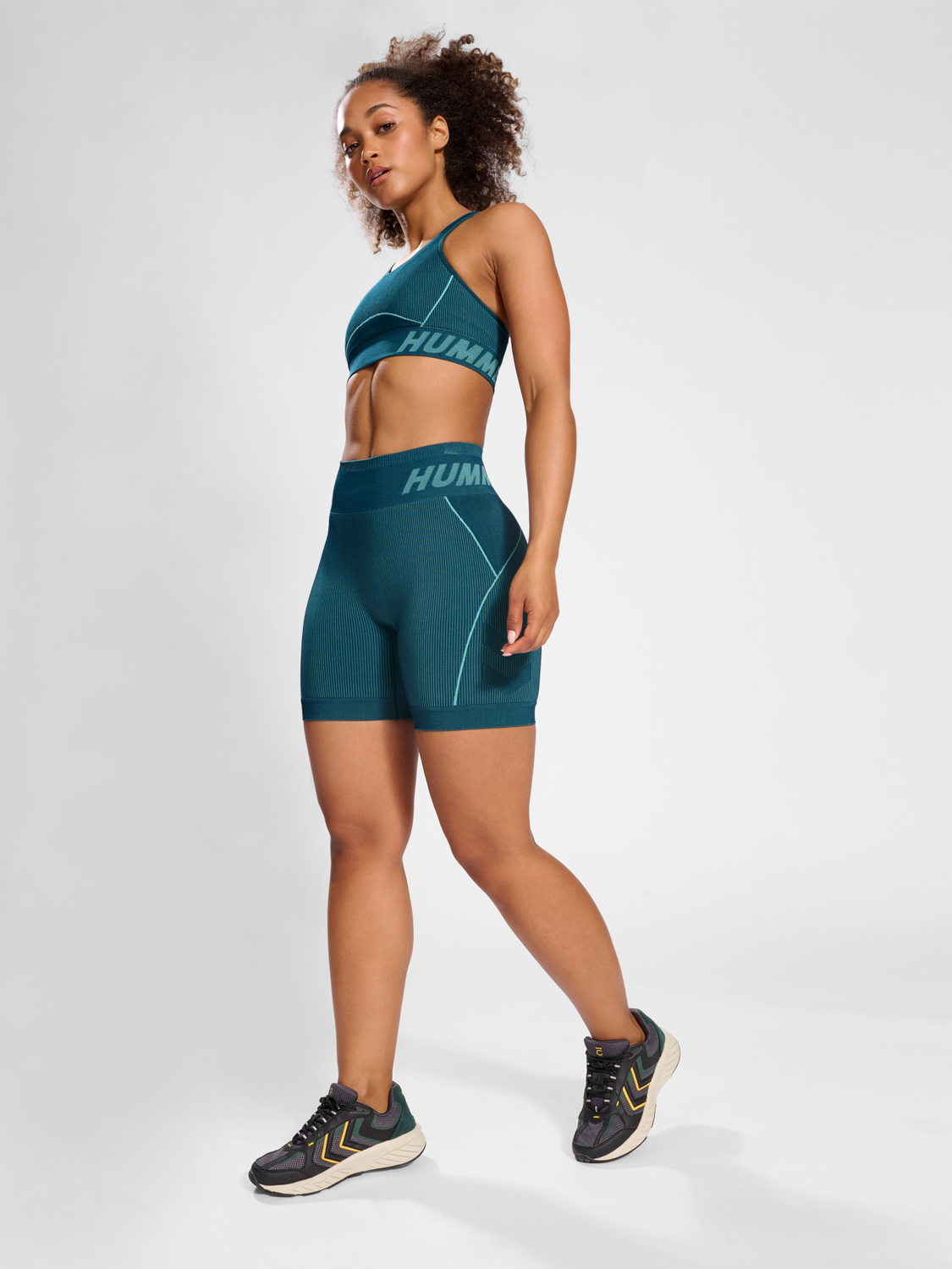 hmlTE CHRISTEL SEAMLESS SHORTS