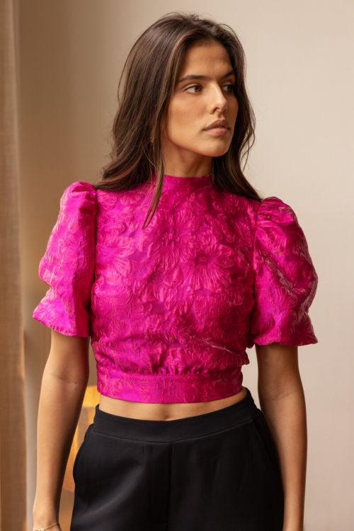 Roze jacquard top met open rug en pofmouwen