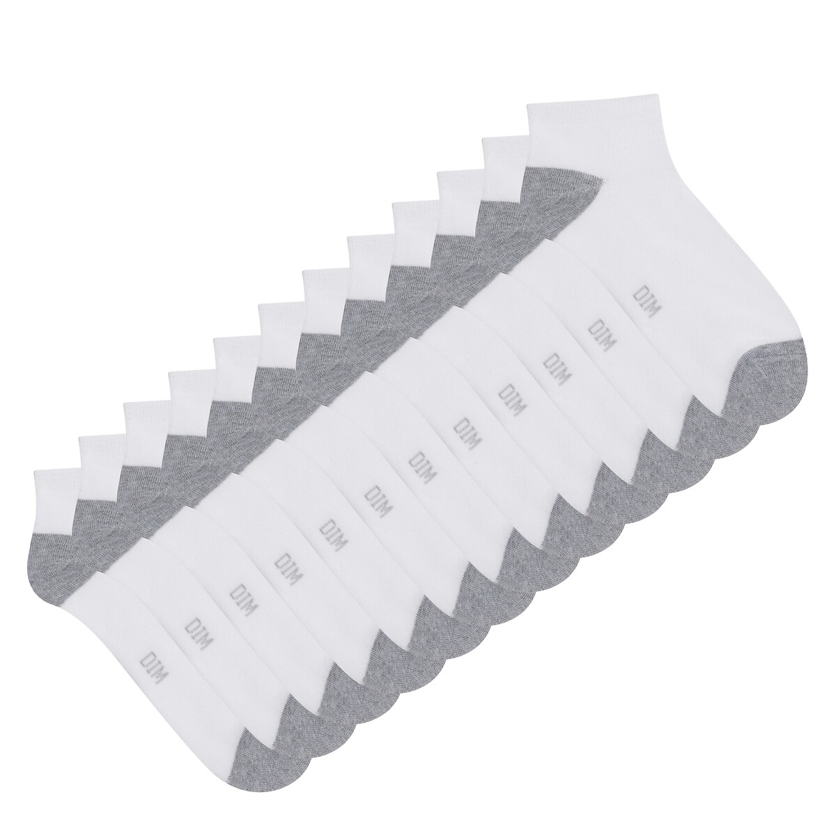 DIM<br>Conjunto de 6 pares de meias