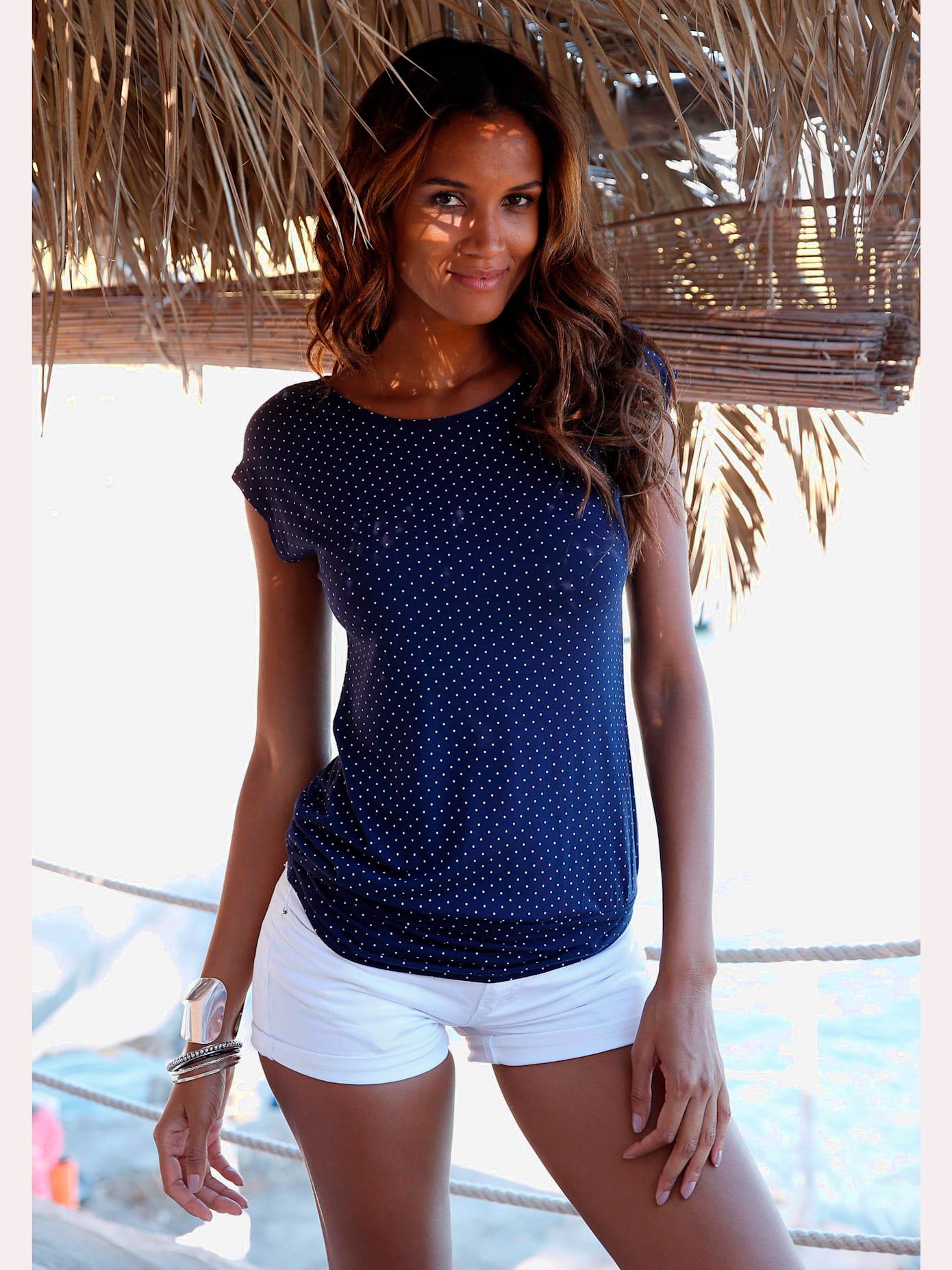 T-shirt long t-shirt lascana avec joli imprimé à pois