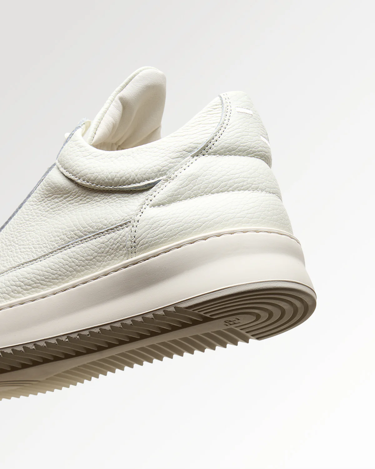 Low Top Grain Off White