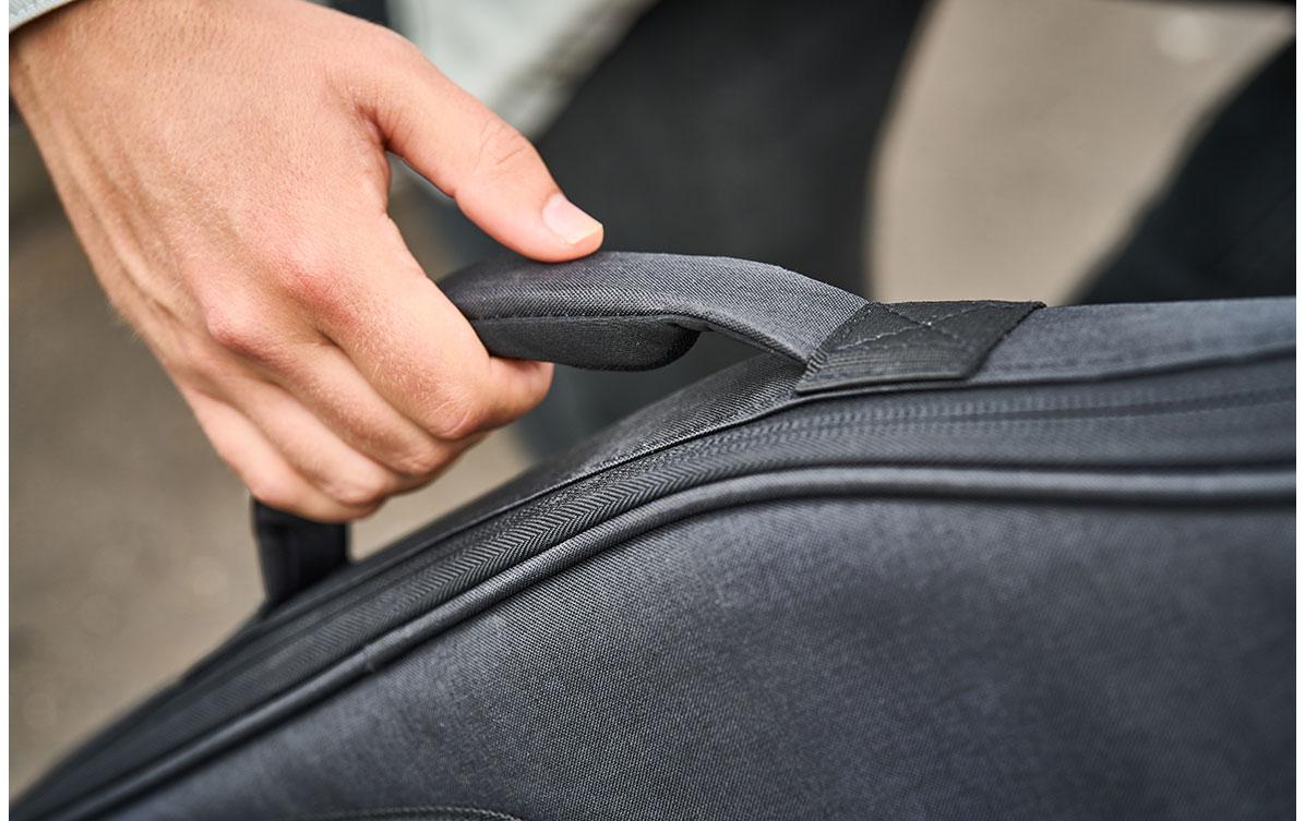 CB-EG01 für E-GitarreSchlanke Gitarrentasche für angenehmes Reisen