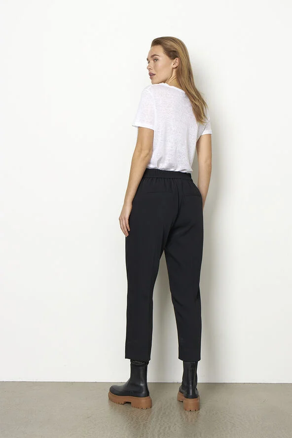 Second Female Garbo Trousers Black