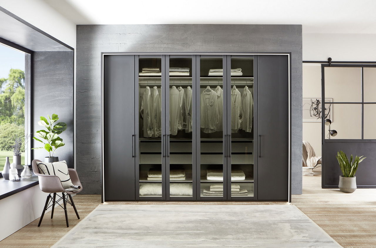 Novel Drehtürenschrank 6-trg. SPLIT