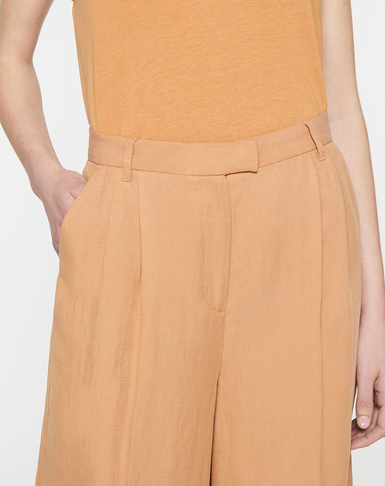 Galeries Lafayette Pantalon droit et fluide à teneur en Lin Ludwig camel