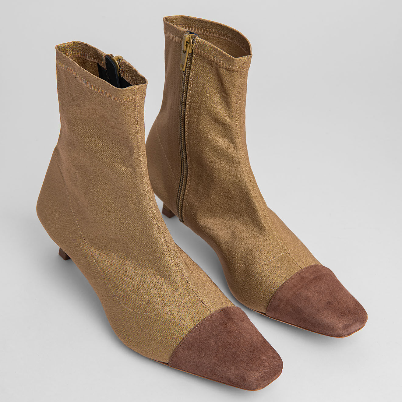 By Far Bottines en Velours de Cuir Karl marron - Talon 5 cm