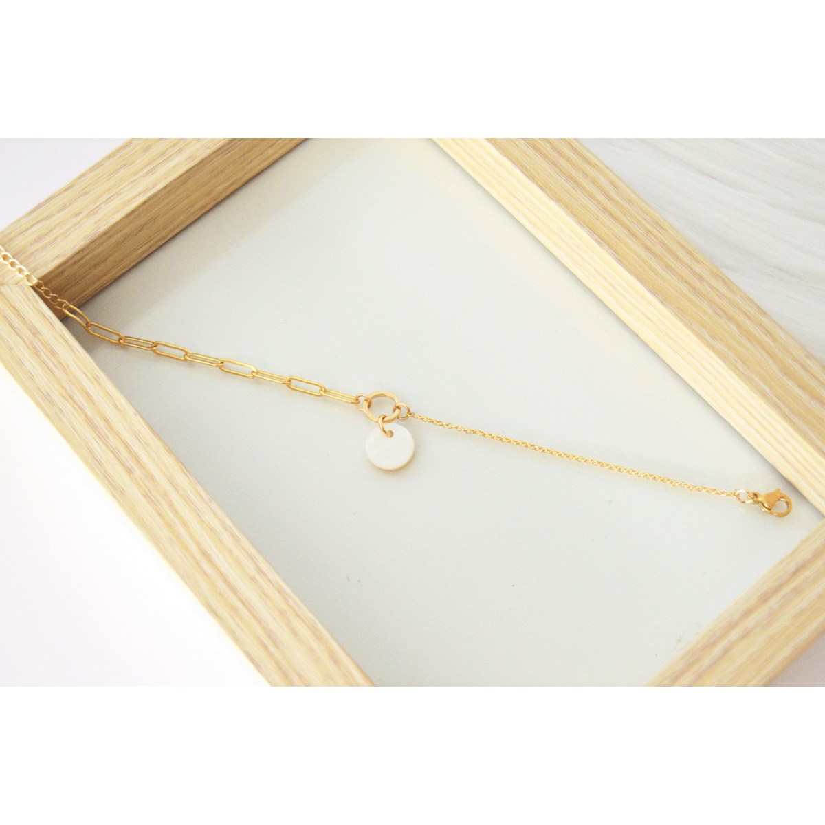 Bracelet chaîne fantasie et pendentif nacre