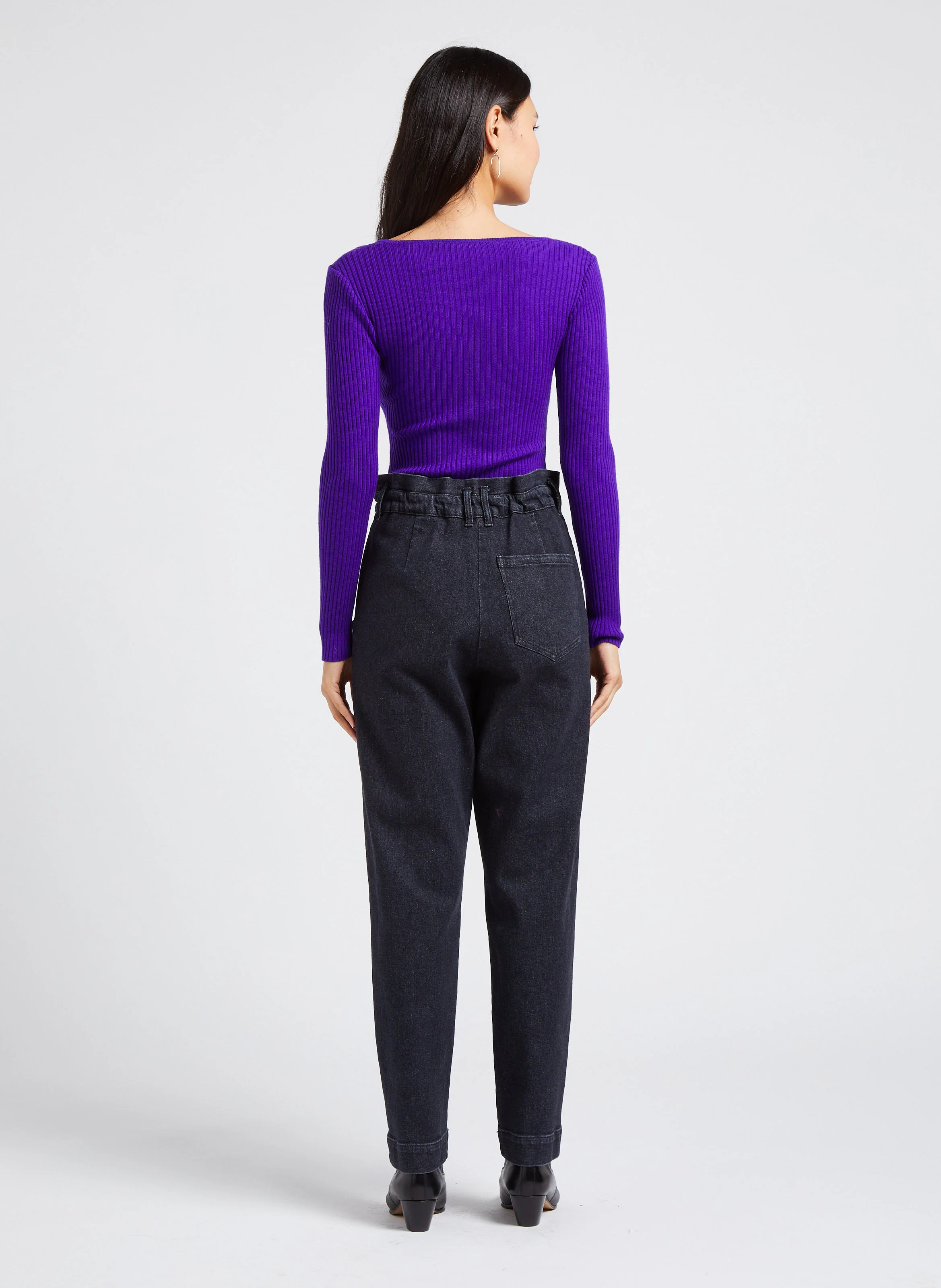 PERSEUS - Jean cropped carotte en coton mélangé | Noir