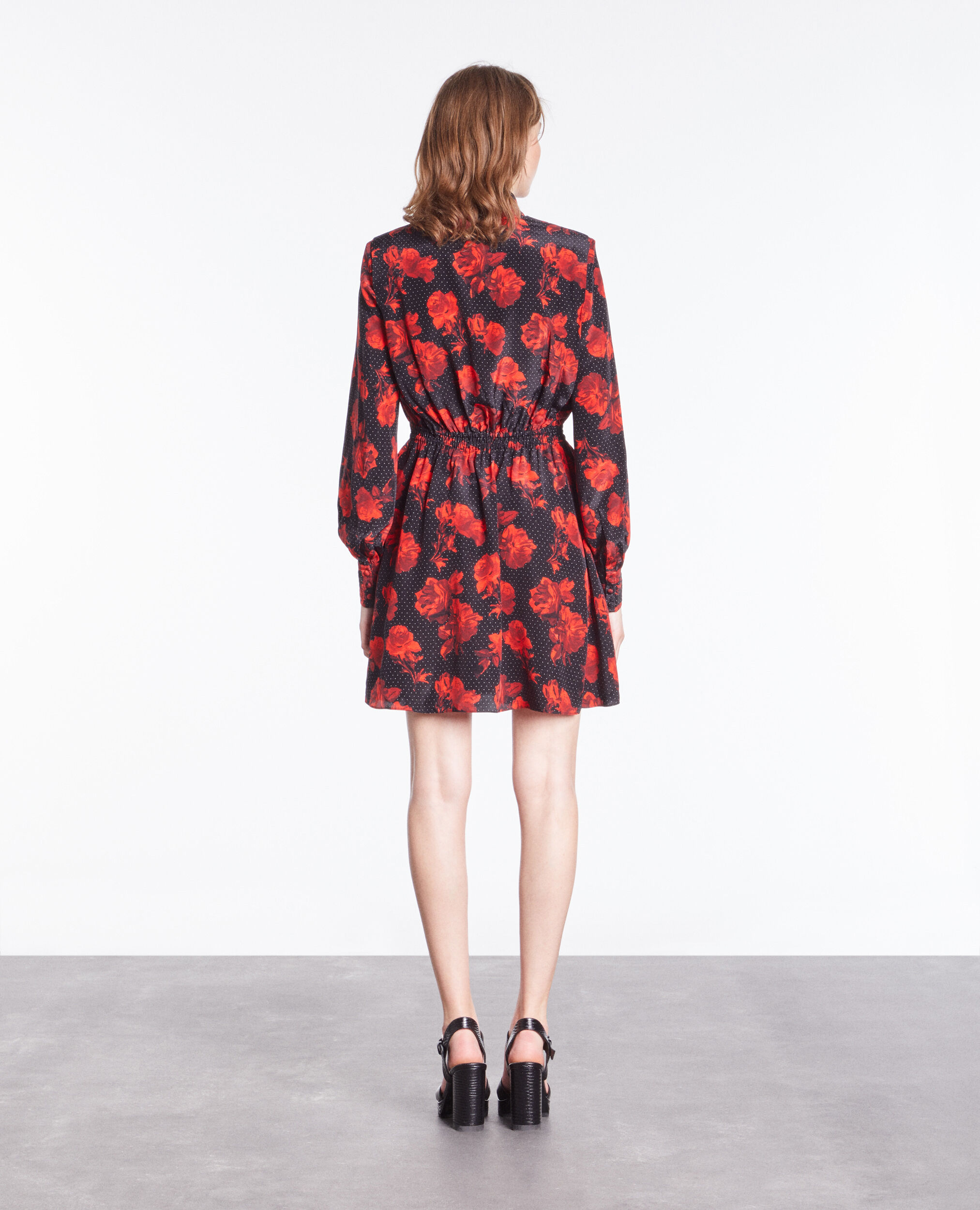 Robe chemise courte imprimée en soie