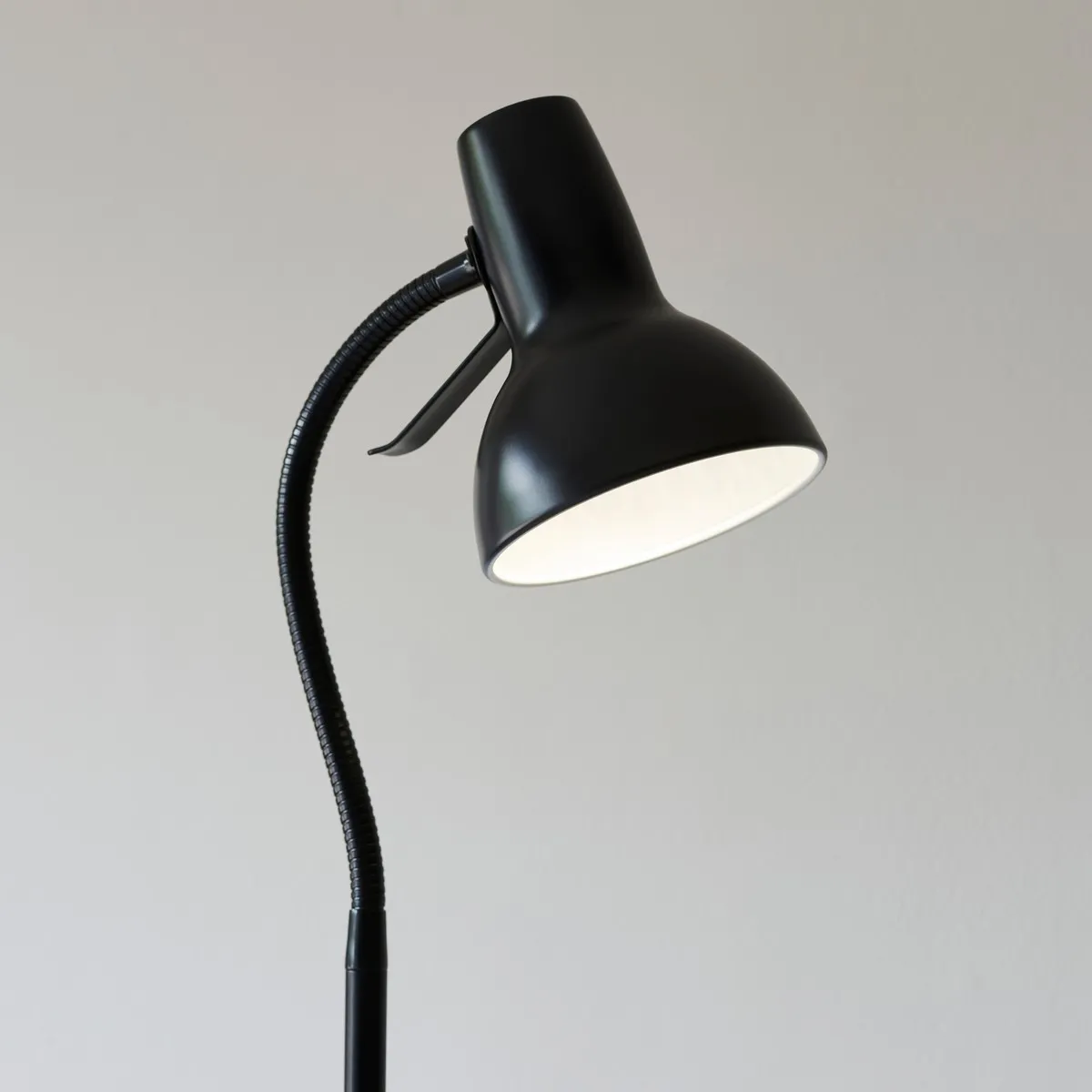 Endon Lampadaire Task
