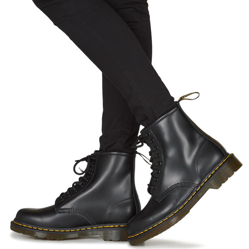 Dr. Martens - 1460 8 EYE BOOT Negro