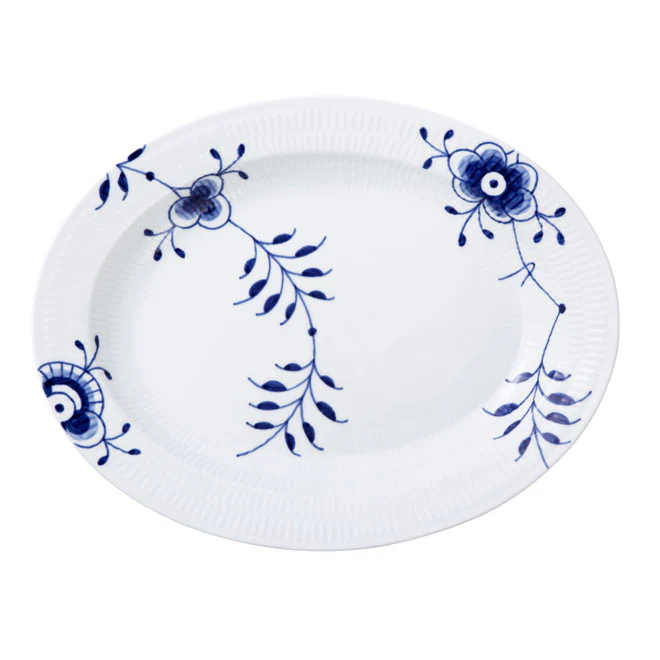 Royal Copenhagen  Blå Mega riflet ovalt fad - 36,5 cm.