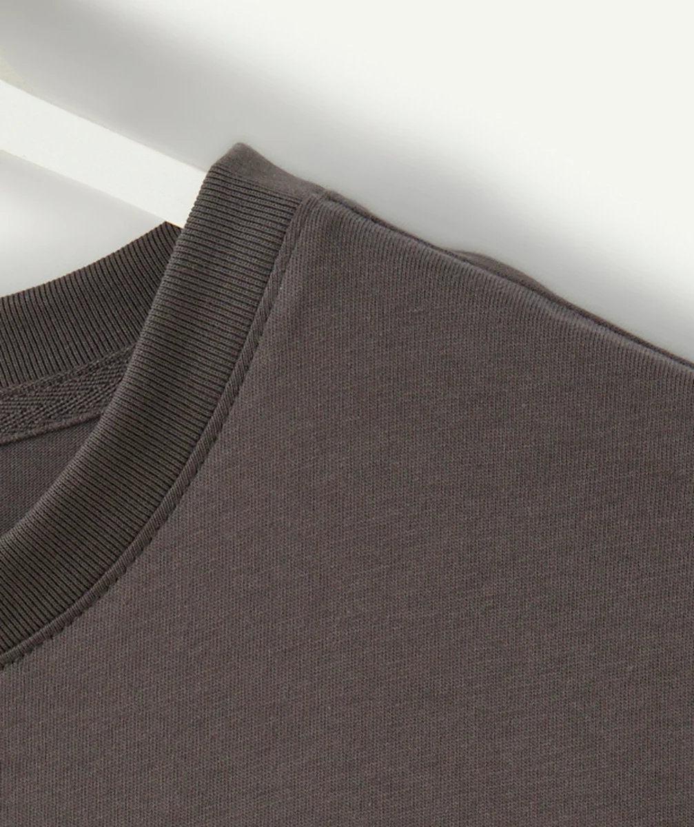 NEW BALANCETEE-SHIRT OVERSIZED VARSITY NOIR FILLE