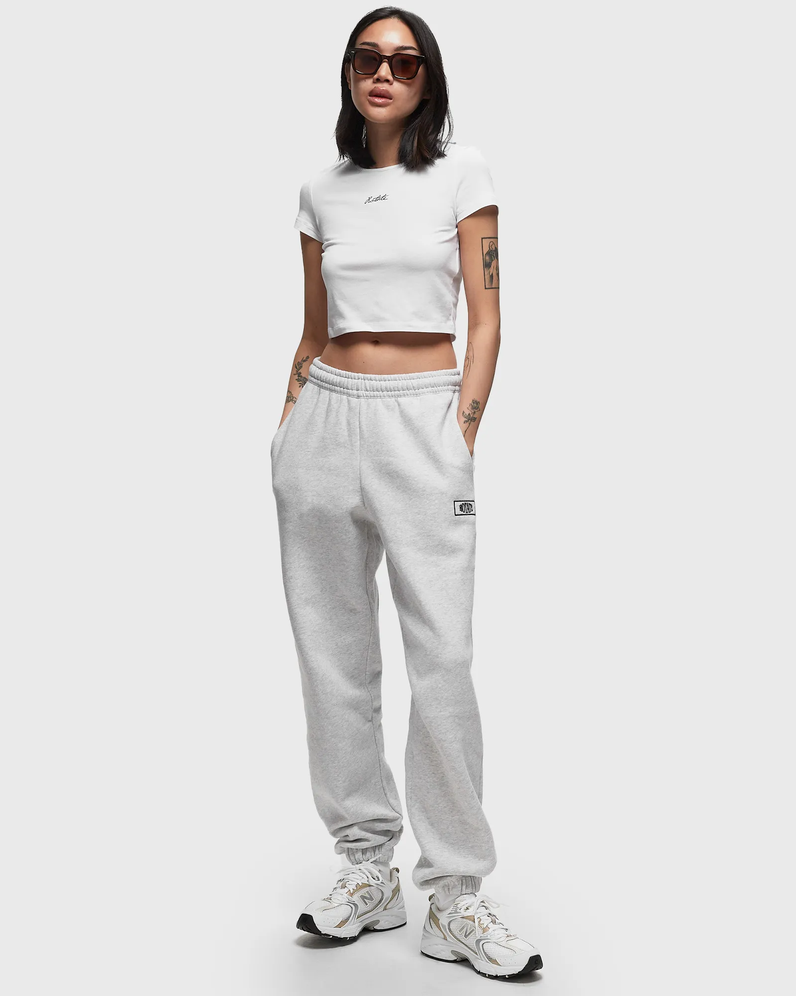 Camiseta cropped com o logo ROTATE Birger Christensen