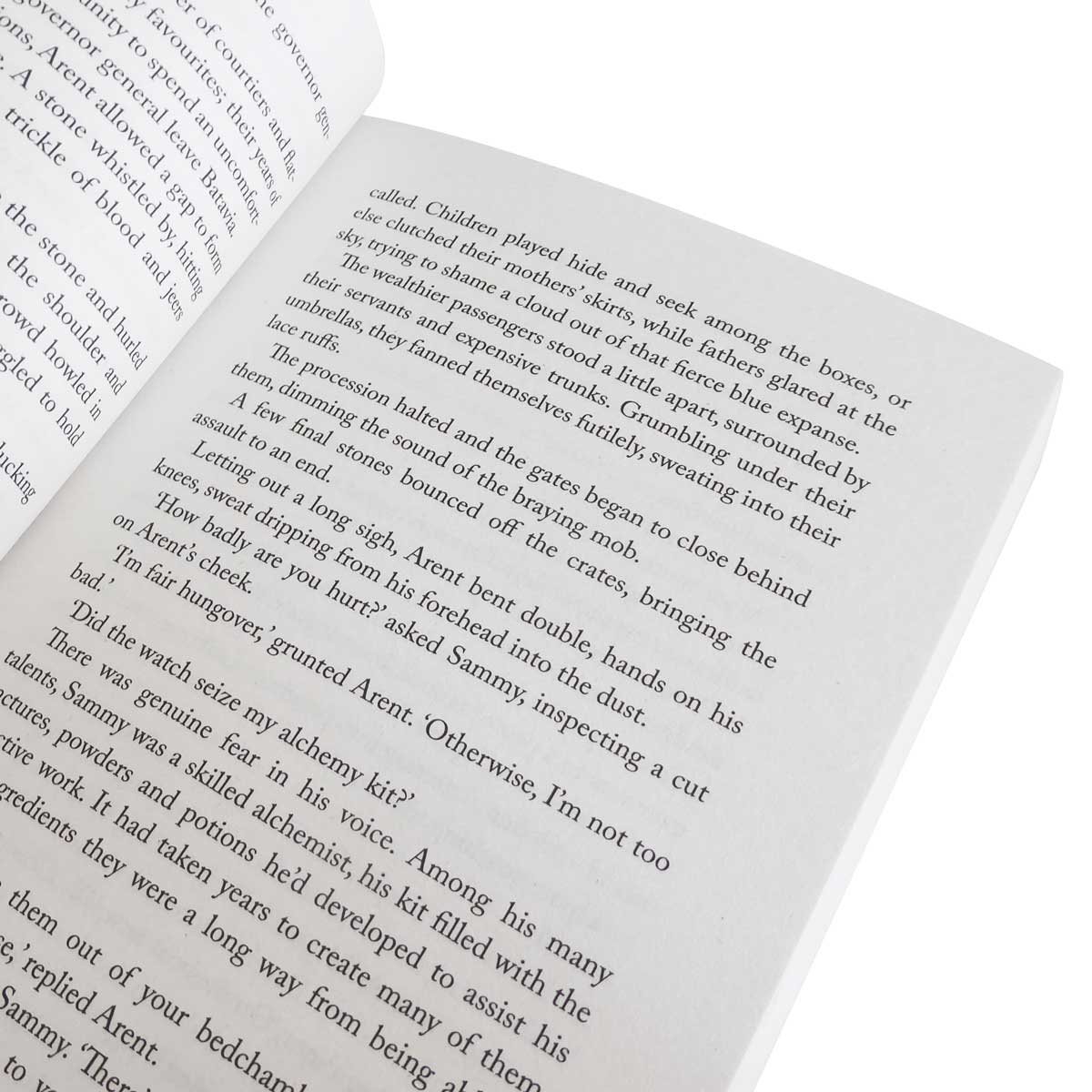 The Devil and the Dark Water: Exclusive Edition (Paperback)