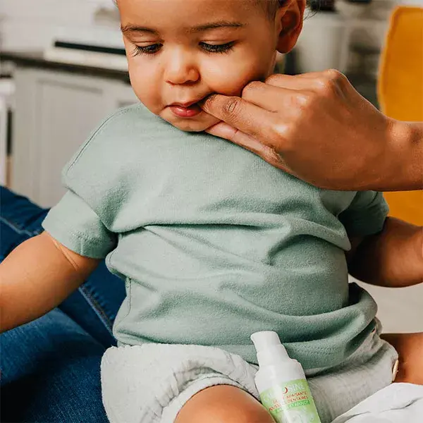 Calmosine Gelée Apaisante Poussées Dentaires Bio Premières Dents Bébé 15ml