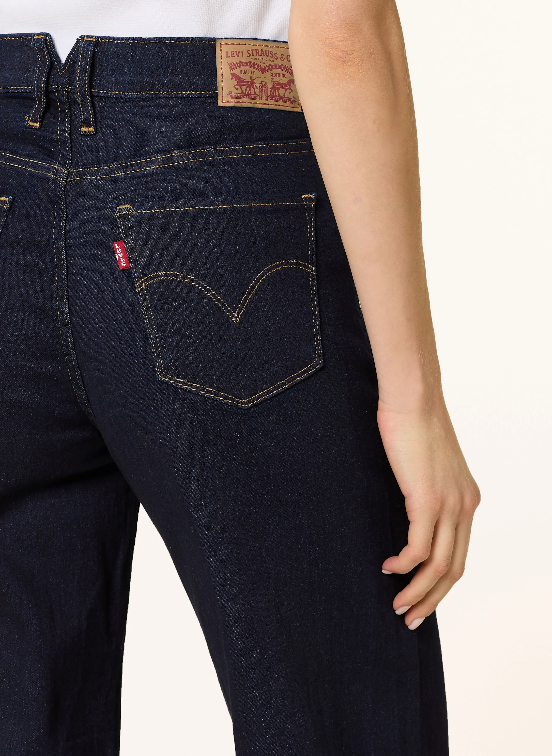 Levi's® Bootcut Jeans 318