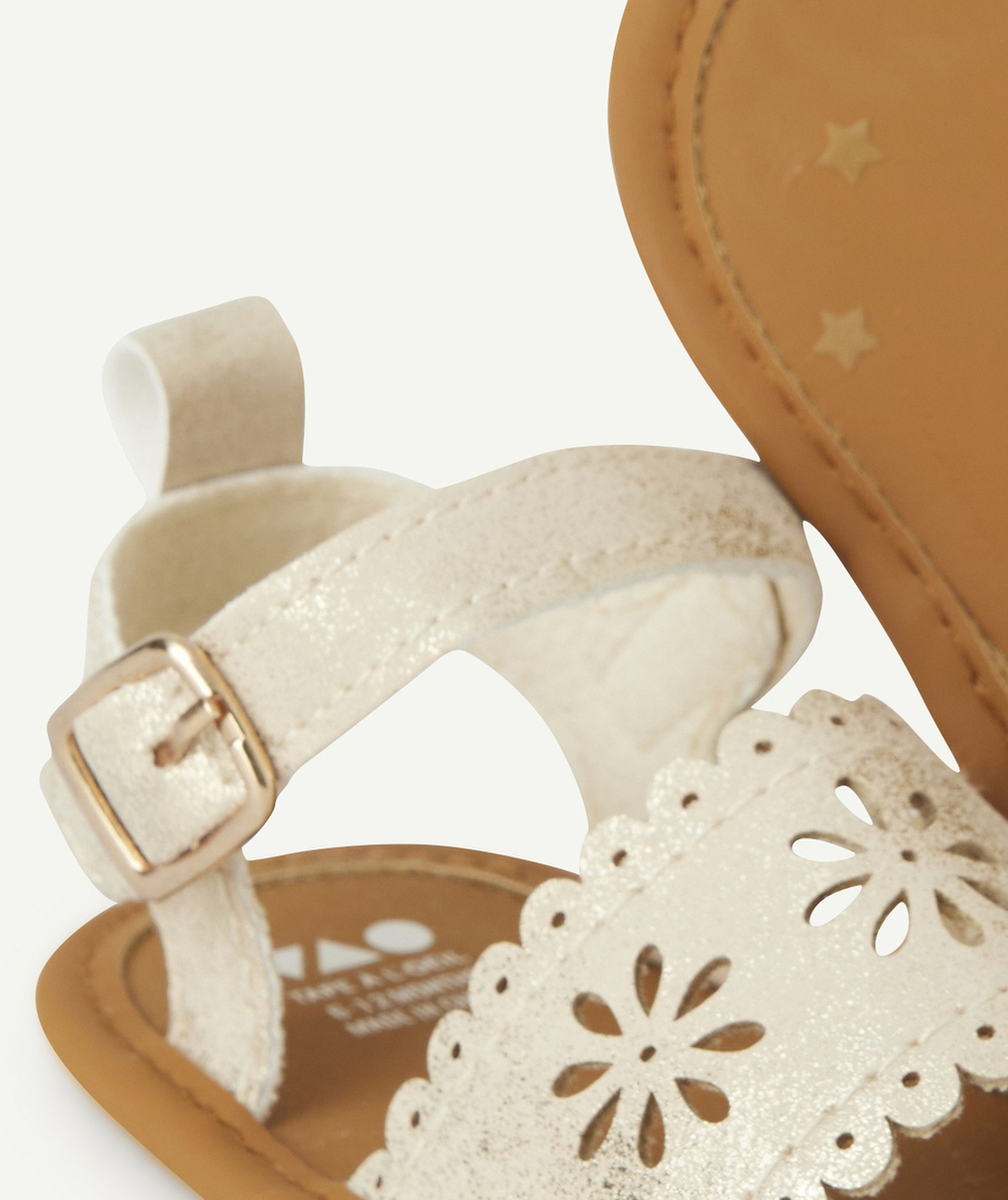 CHAUSSONS STYLE SANDALES BÉBÉ FILLE COULEUR DORÉE AJOURÉS