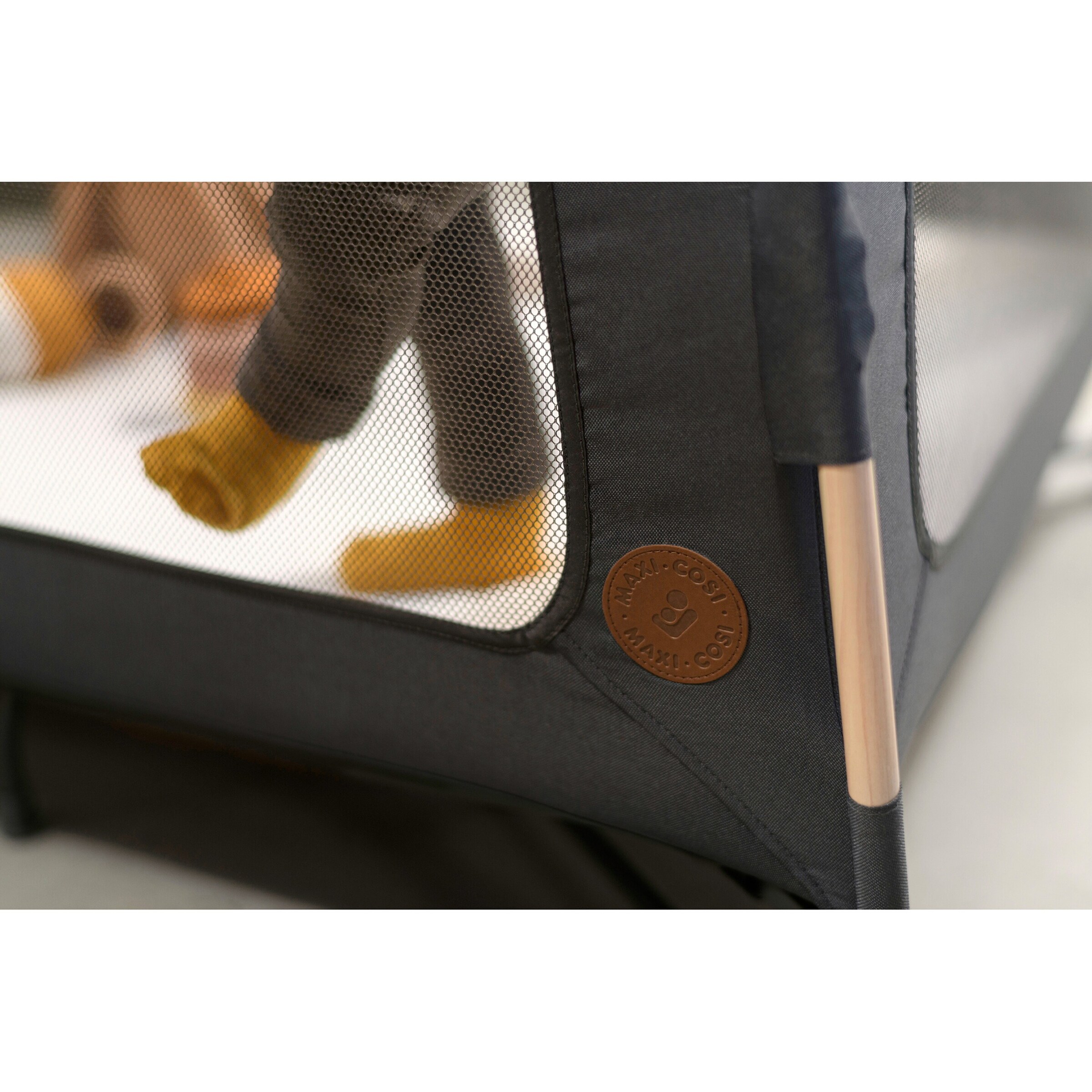 Maxi-Cosi Reisebett Swift 3-in-1 Beyond Graphite Eco