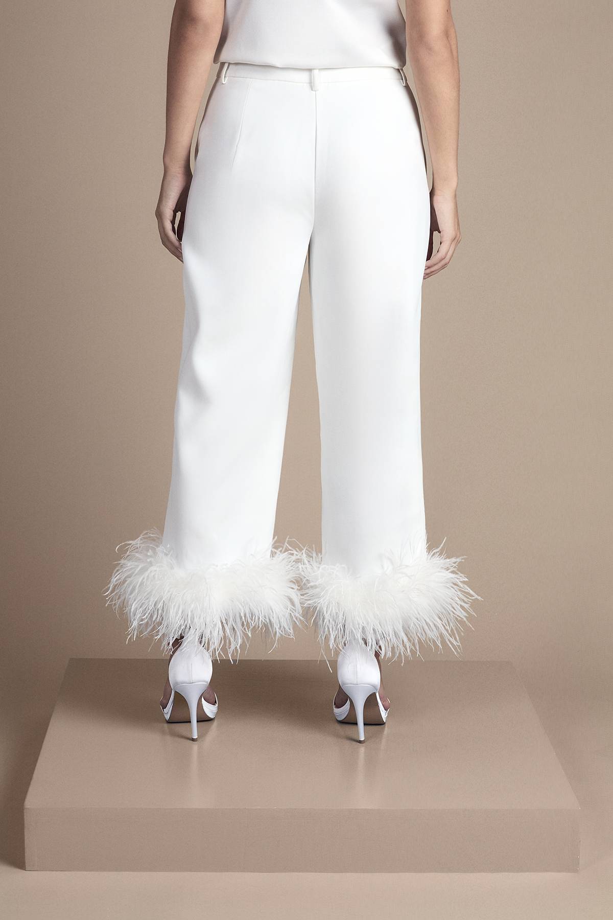 Coast Pantalon Court à Bordure de Plumes